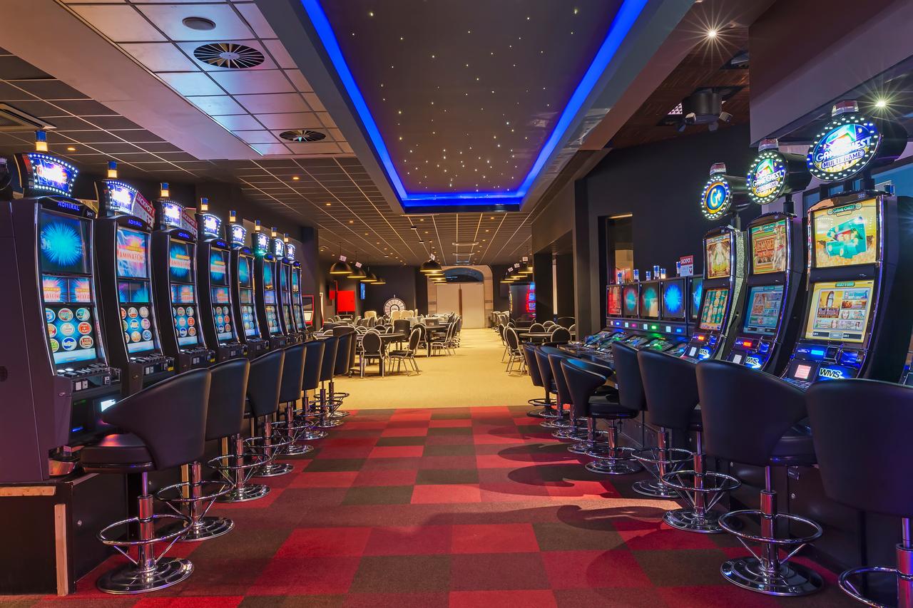 Rubber inhoudsopgave Kenmerkend Casinospellen | Circus Casino Resort Namen
